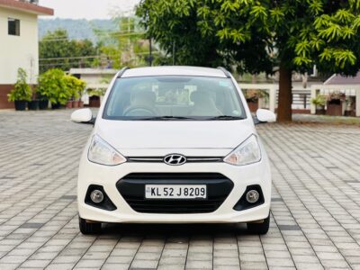 GRAND I 10