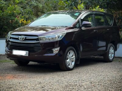 INNOVA CRYSTA