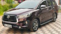 TOYOTA INNOVA CRYSTA 2.4 G AT