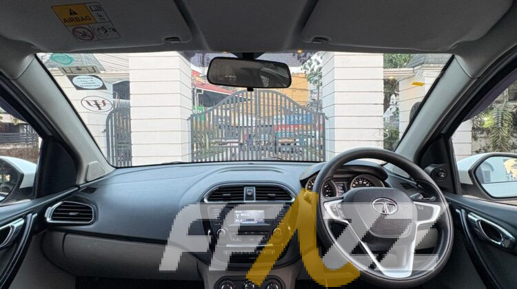 TATA TIAGO XZ